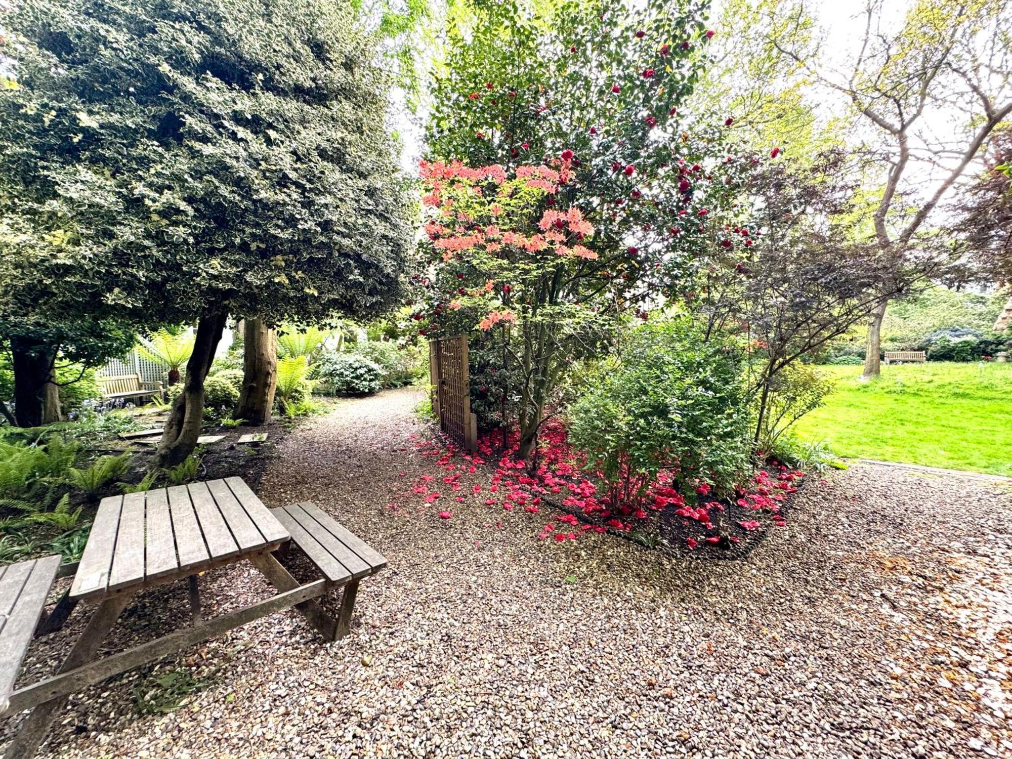 2 Bedroom Apartment In Central London South Kensington By Wild London Exterior photo