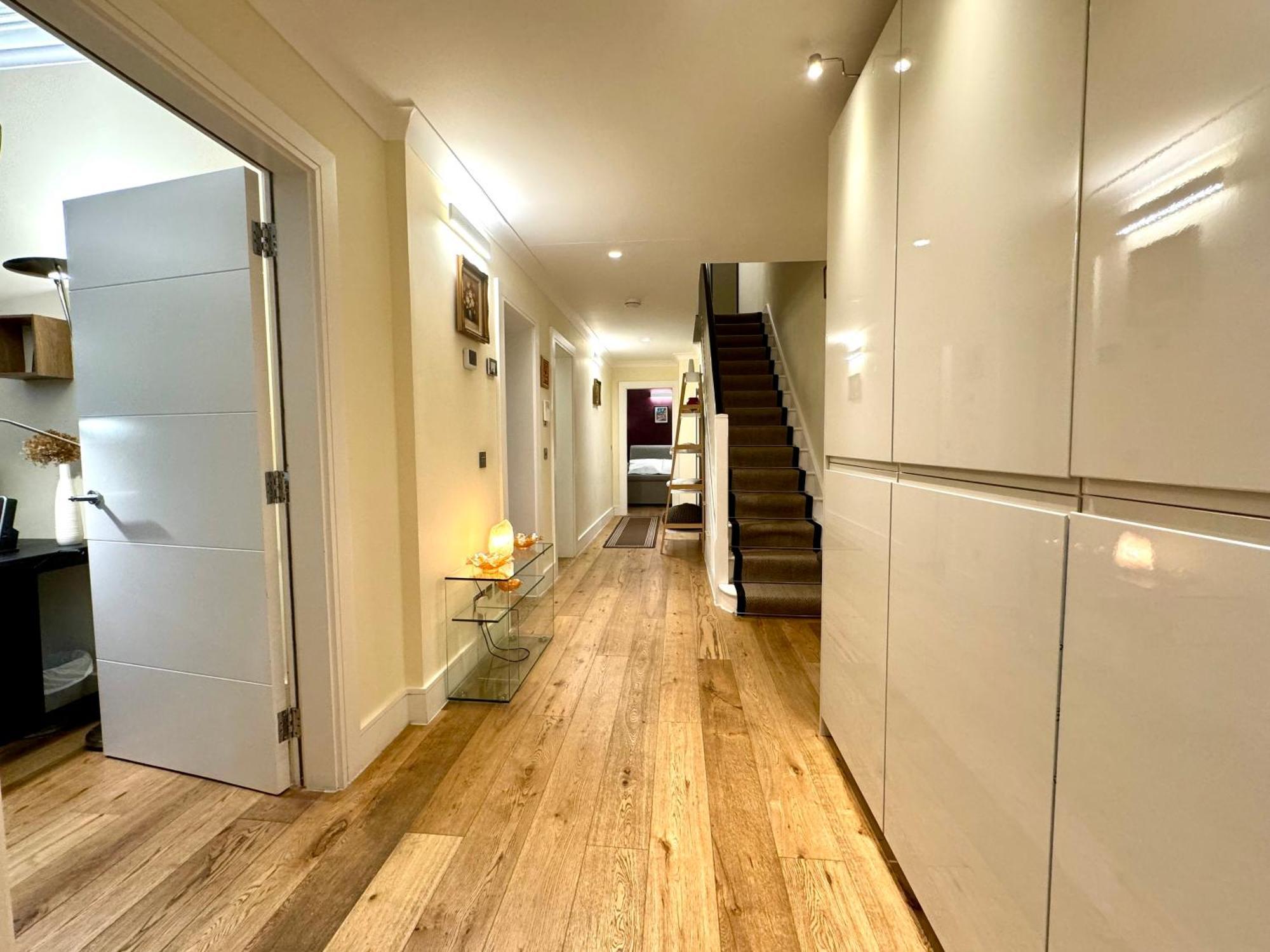 2 Bedroom Apartment In Central London South Kensington By Wild London Exterior photo